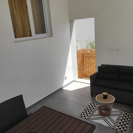 Tomo Апартаменты