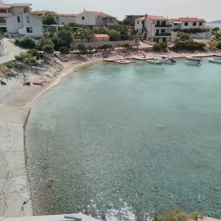 Διαμέρισμα Tomo *