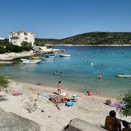 Apartament Tomo Ražanj