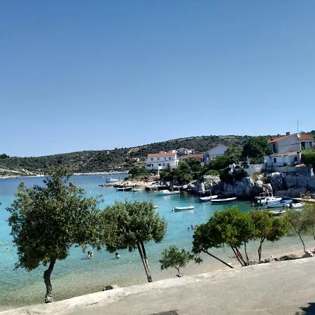 Apartament Tomo Ražanj