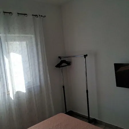 Tomo Apartment *