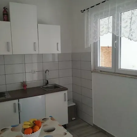 Apartment Tomo
