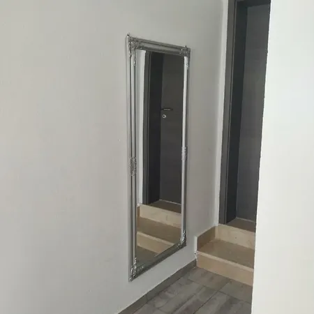 Apartment Tomo